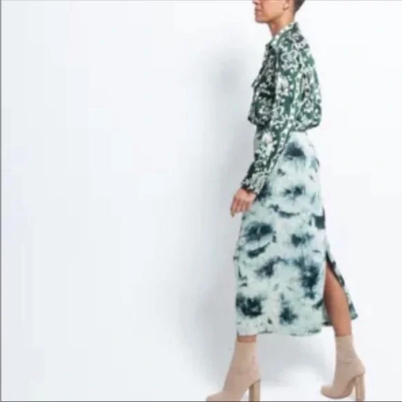 NWOT Zara The Batik Tie Dye Skirt - Picture 4 of 14